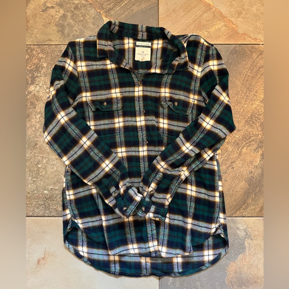 American Eagle Outfitters Plaid Shirt